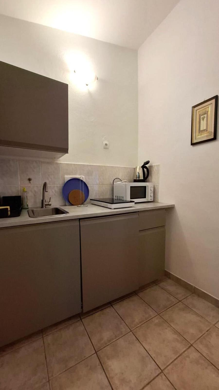 Apartman Karin Donji Karin Екстер'єр фото